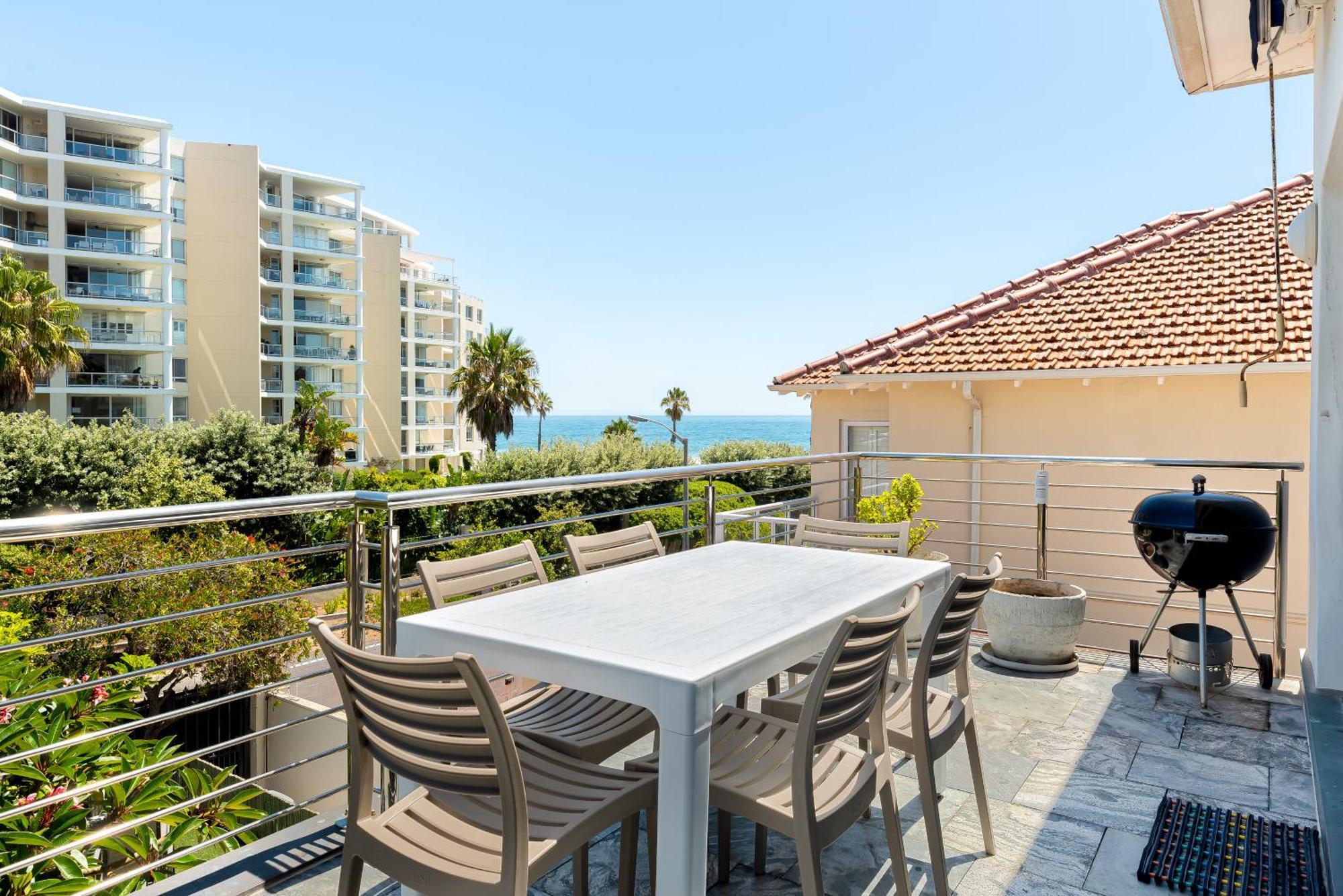 Sea Point Bliss - Access To & Saunders Pool
