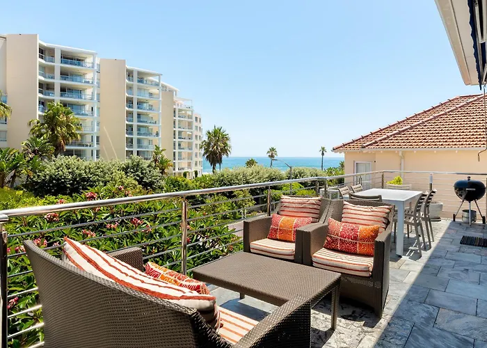 Sea Point Bliss - Access To Beach & Saunders Pool