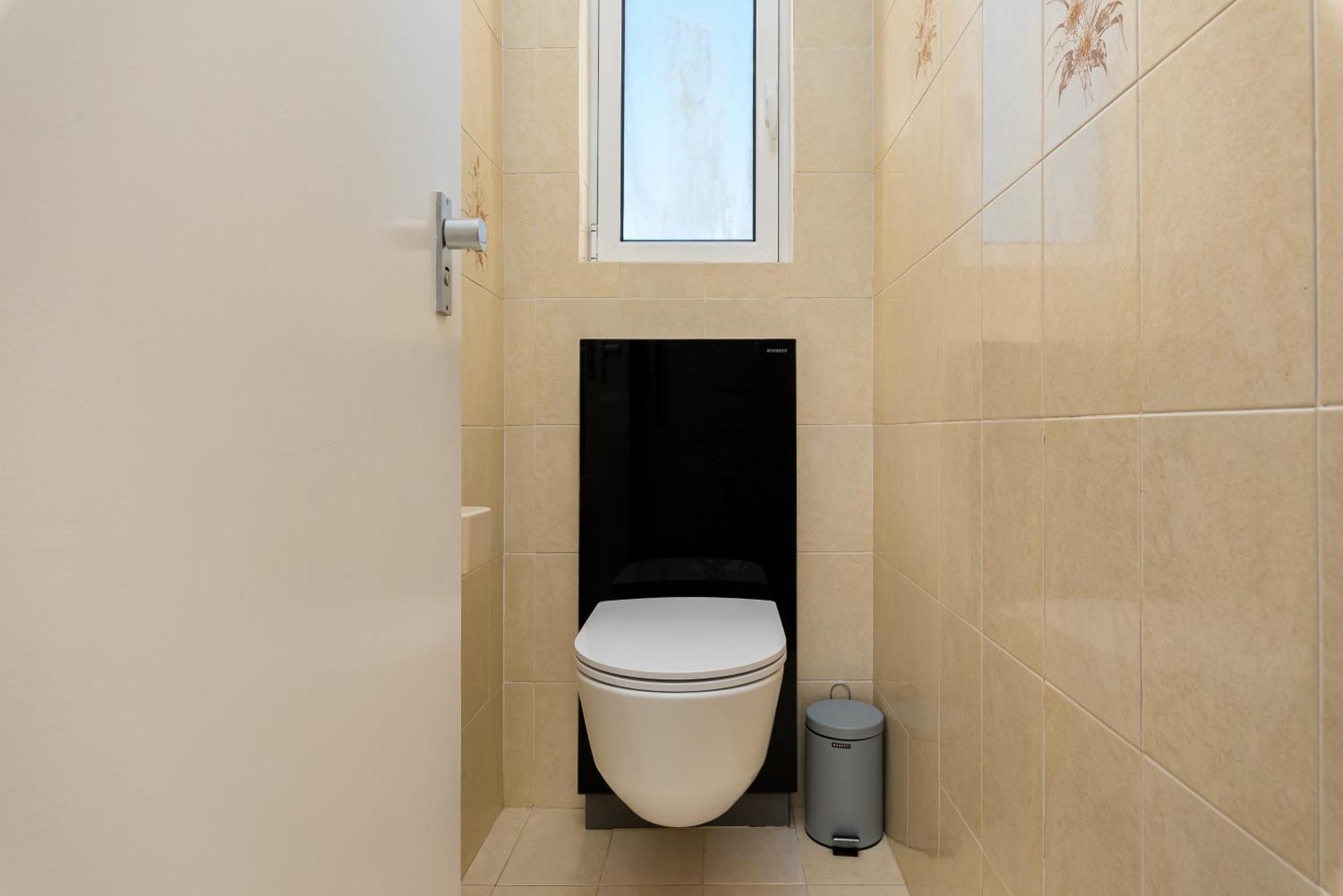 Sea Point Bliss - Access To & Saunders Pool Apartment *